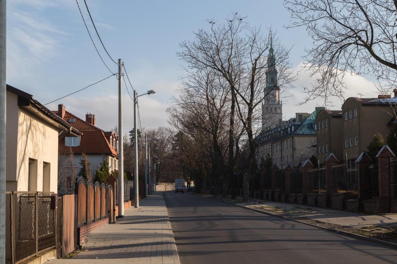 Apartamento Apartament BIANCO NERO pod Jasną Górą, bezpłatny parking, teren ogrodzony. Częstochowa Exterior foto